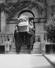Funeral of the Late Senator Robert La Follette Sr., Washington DC, USA, National Photo Company, June 19, 1925
