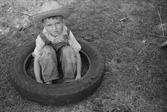 Farm Boy, Irwinville Farms, Georgia, USA, John Vachon for Farm Security Administration, May 1938