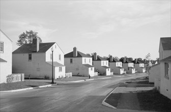 Row of Identical Suburban Houses, Greendale, Wisconsin, USA, John Vachon for Farm Security Administration, September 1939
