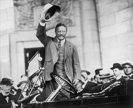 Theodore Roosevelt at Union Station, Washington DC, USA, National Photo Company, May 1914