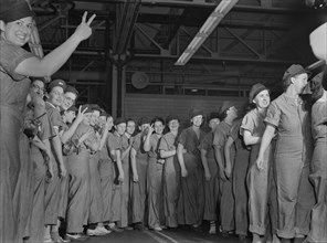 Large Group of Female Workers Waiting to Punch their Time Cards at Manufacturing Plant, Milwaukee, Wisconsin, USA, Ann Rosener for Office of War Information, October 1942