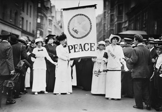 Chief Marshall Portia Willis and other Participants of Women's Peace Parade shortly after Start of World War I, Fifth Avenue, New York City, New York, USA, Bain News Service, August 29, 1914