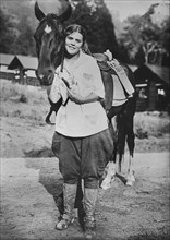 Female Postal Worker with Horse during World War I, Los Angeles, California, USA, Bain News Service, 1917