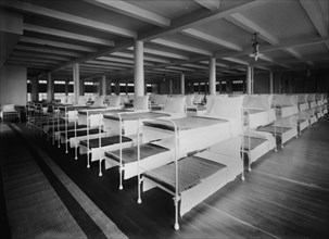 Dormitory, Municipal Lodging House for Homeless People, East 25th Street, New York City, New York, USA, Bain News Service, circa 1910
