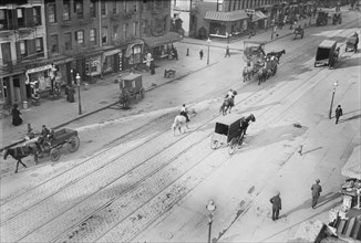 Horse-Drawn Carts, Eleventh Avenue at 28th Street, New York City, New York, USA, Bain News Service, circa 1900