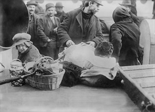 Polish Emigrants onboard S.S. President Grant, New York City, New York, USA, Bain News Service, November 1907