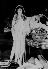 Actress Corinne Griffith, Fashion Portrait, Bain News Service, 1921