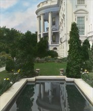Southeast Garden Pool, White House, Washington DC, USA, by Frances Benjamin Johnson, May 1921