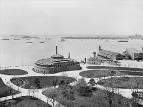 Battery and Aquarium at Castle Garden, New York City, New York, USA, Detroit Publishing Company, 1900