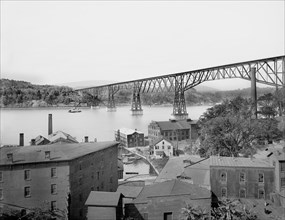 Village Buildings and High Bridge over Hudson River, Poughkeepsie to Highland, New York, USA, Detroit Publishing Company, 1900