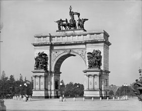 Soldiers' and Sailors' Memorial Arch, Brooklyn, New York, USA, Detroit Publishing Company, 1900