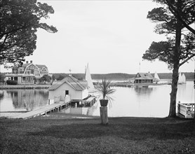 Shelter Island Yacht Club, Prospect Point, Shelter Island, New York, USA, Detroit Publishing Company, 1900