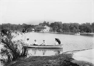 Boating, Garfield Park, Chicago, Illinois, USA, Detroit Publishing Company, 1907