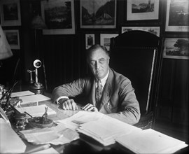 New York Governor Franklin Roosevelt, Portrait at Desk, Albany, New York, USA, Harris & Ewing, 1932