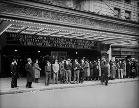 Crowd outside Theater, Washington DC, USA, Harris & Ewing, April 1936