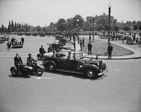 U.S. President Franklin Roosevelt and King George V in Automobile Leaving Union Station for White House, Washington DC, USA, Harris & Ewing, June 8, 1939