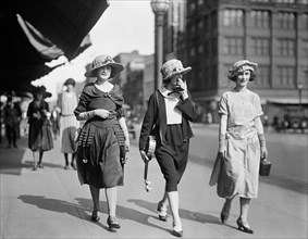 Three Women Walking along Sidewalk, Washington DC, USA, Harris & Ewing, 1922