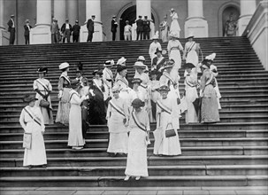 Women's Suffrage Group, Steps of U.S. Capitol Building, Washington DC, USA, Harris & Ewing, 1919