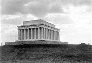 Lincoln Memorial upon Completion, Washington DC, USA, Harris & Ewing, 1922
