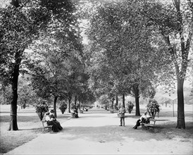 Shaded Path, Lincoln Park, Chicago, Illinois, USA, Detroit Publishing Company, 1900