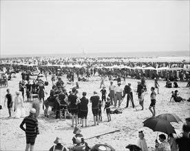 Crowded Beach, Atlantic City, New Jersey, USA, Detroit Publishing Company, 1904