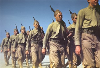 Marines Finishing Training during World War II, Parris Island, South Carolina, USA, Alfred T. Palmer for Office of War Information, May 1942