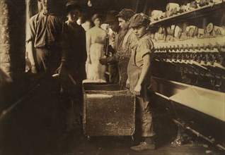 Young Doffers, Elk Cotton Mills, Fayetteville, Tennessee, USA, Lewis Hine for National Child Labor Committee, November 1910