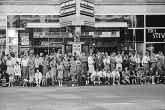 Spectators Watching Parade, Letter Carriers Convention, Milwaukee, Wisconsin, USA, John Vachon for U.S. Resettlement Administration, September 1939
