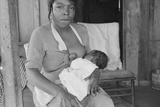 Sharecropper's Wife Breastfeeding Child, Little Rock, Arkansas, USA, Ben Shahn for U.S. Resettlement Administration, October 1935
