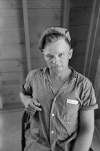 Migratory Worker, Agua Fria Migratory Labor Camp, Arizona, USA, Russell Lee, Farm Security Administration, March 1940