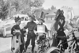 Bicycle Riders in Fourth of July Parade, Vale, Oregon, USA, Russell Lee, Farm Security Administration, July 1941