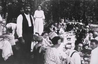 Large Group of People at American Picnic, 1900