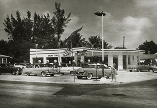 Gasoline Station, Madison, Wisconsin, USA, circa 1950