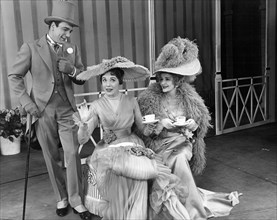 John Michael King, Julie Andrews and Cathleen Nesbitt, "My Fair Lady", Broadway, New York City, 1956