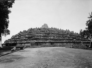 Borobudur Temple, Java, Indonesia, circa 1900