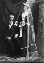 Wedding Couple, Portrait, Elgin, Illinois, USA, circa 1915