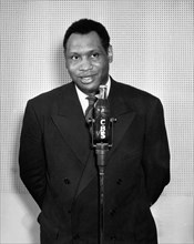 Paul Robeson, Portrait, CBS Musical Program, "The Pause That Refreshes", 1949