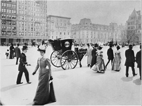 Crowd Scene, Fifth Avenue, Plaza at 58th Street, New York City, USA, 1898