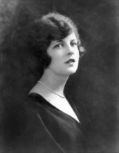May McAvoy, Portrait, circa 1927