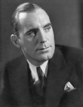 Pat O'Brien, Portrait, 1932