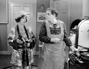 Polly Moran, Marie Dressler, on-set of the Film "Prosperity", 1932