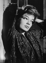 Simone Signoret, on-set of the Film "Games", 1967