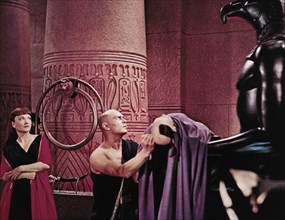 Anne Baxter, Yul Brynner, on-set of the Film "The Ten Commandments", 1956
