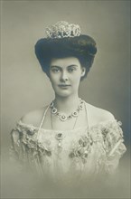 Duchess Cecilie of Mecklenburg-Schwerin (1886-1954), Crown Princess of Prussia through her Marriage to Crown Prince Wilhelm, Portrait, 1905