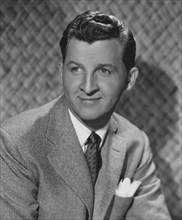 Eddie Bracken, Publicity Portrait for the Film, "Hold that Blonde!", Paramount Pictures, 1945