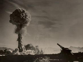 Atomic Cannon (Nuclear Artillery), Official U.S. Army photograph, 1950