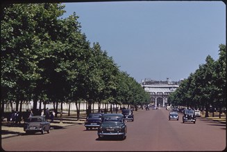 Cars on the Mall, London, England, UK, 1960
