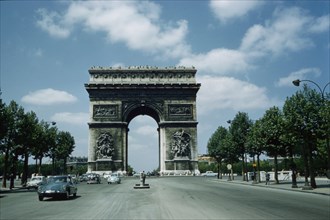 Arc de Triomphe, Paris, France, 1961