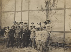 U.S. President Theodore Roosevelt and Rough Riders, Group Portrait, San Antonio, Texas, USA, by Henry Clogenson, April 12, 1905
