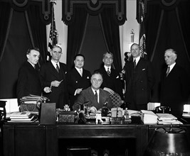 U.S. President Franklin Roosevelt Signing Philippine Independence Act, Oval Office, White House, Washington DC, USA, Harris & Ewing, March 24, 1934